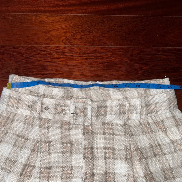 NWT Le Lis sz Large Taupe Plaid High Waisted Tweed Shorts w Fabric Belt - Picture 13 of 16